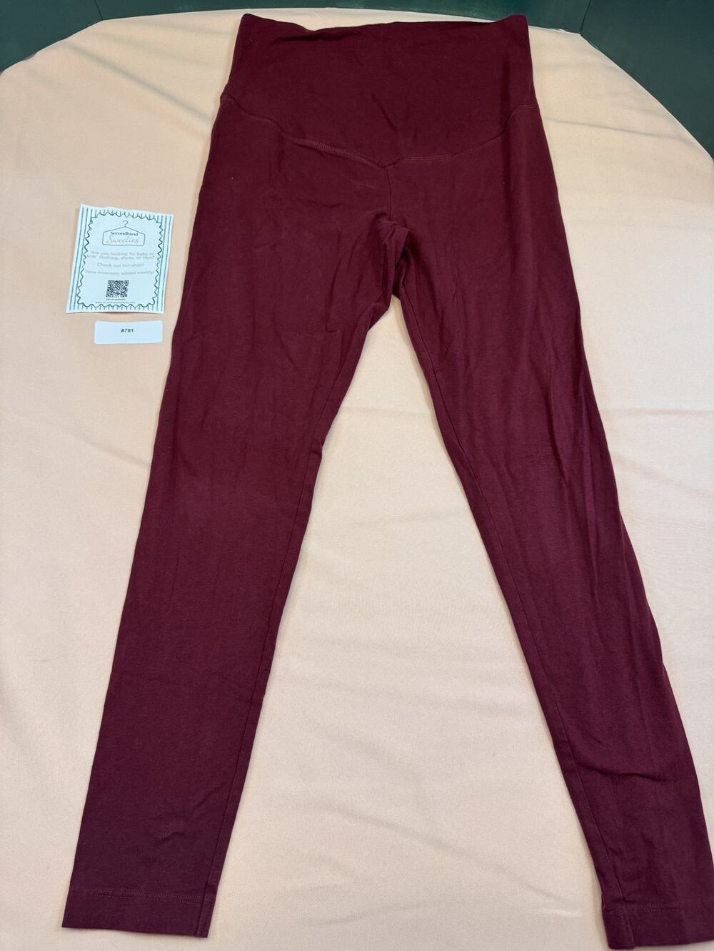 Old Navy Burgundy Maternity Leggings Medium Over Belly 4-Way Stretch Pants #791